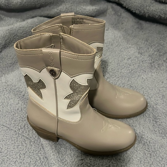 Cream Ankle Boots with Cutout Design - Picture 2 of 2